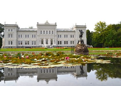 Kunigaikščio M. Oginskio rūmai